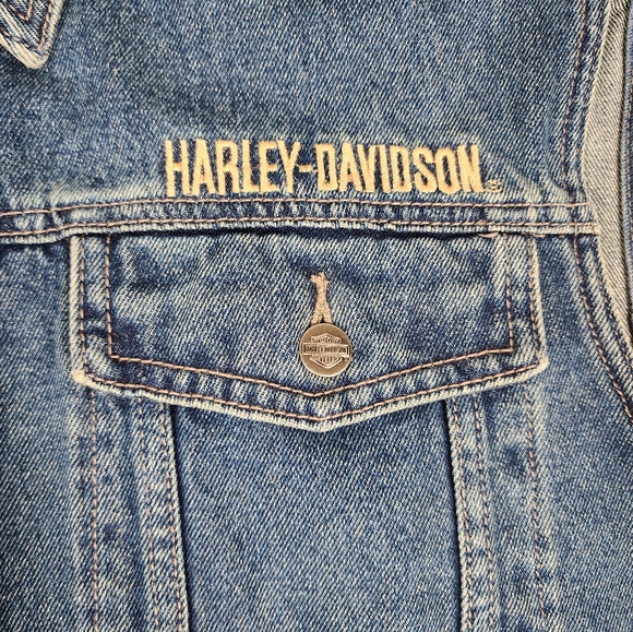 Harley Davidson Denim Biker Vest! - Picture 2 of 9